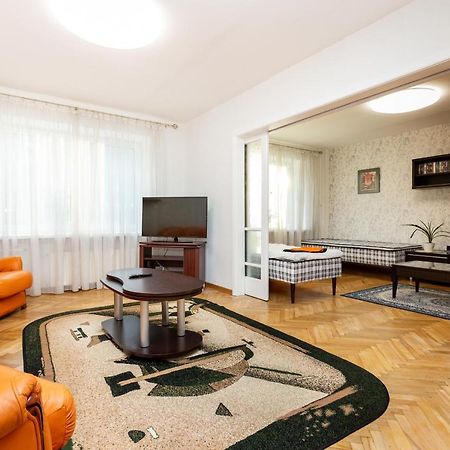 3 Room Central Apartmend 90M2 Parking For One Car Fifth Floor And The Building Does Not Have An Elevator Tallin Exterior foto
